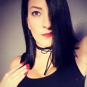 Meet your Posher, Leslee